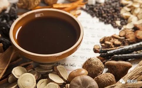 肛肠术后分期论治预防并发症初探